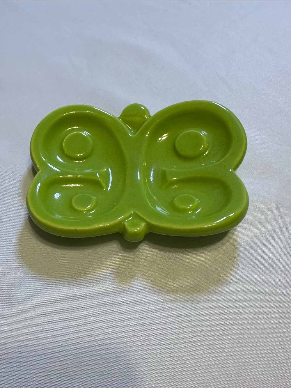 Vintage Lime Green Ceramic Butterfly trinket tray / soap dish